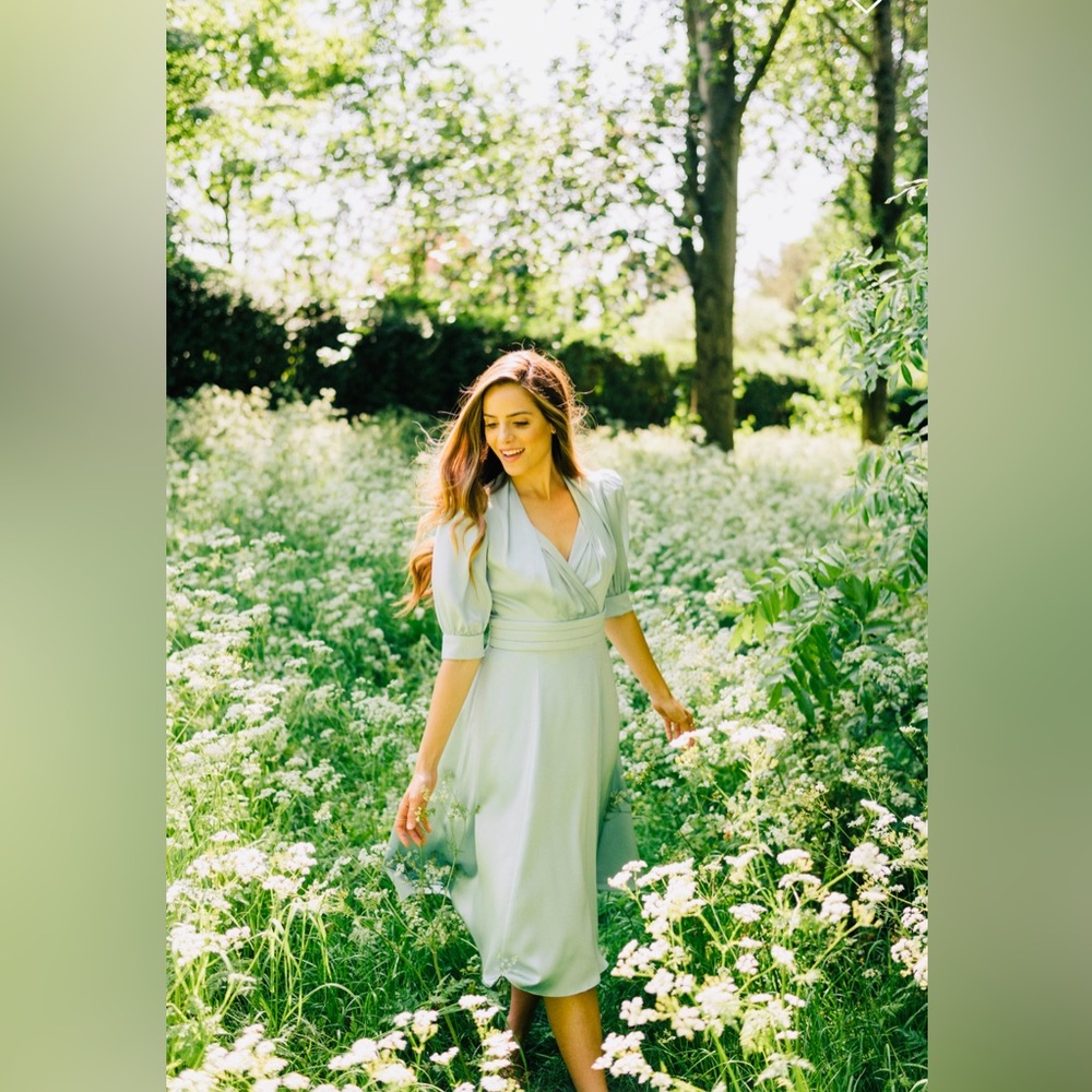 Gal Meets Glam Vera. NWT. Size 0. No imperfections.